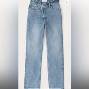 Abercombie jeans. 90s high rise strait ultra jeans